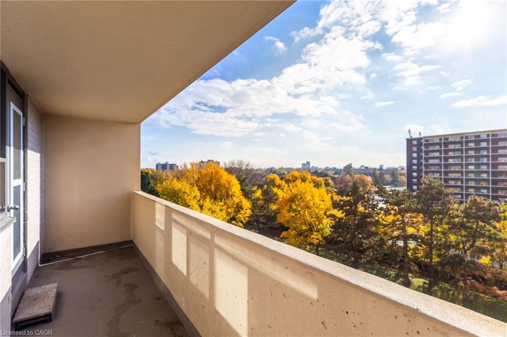 616-700 Dynes Road, Burlington, ON - Outdoor With Balcony With View With Exterior