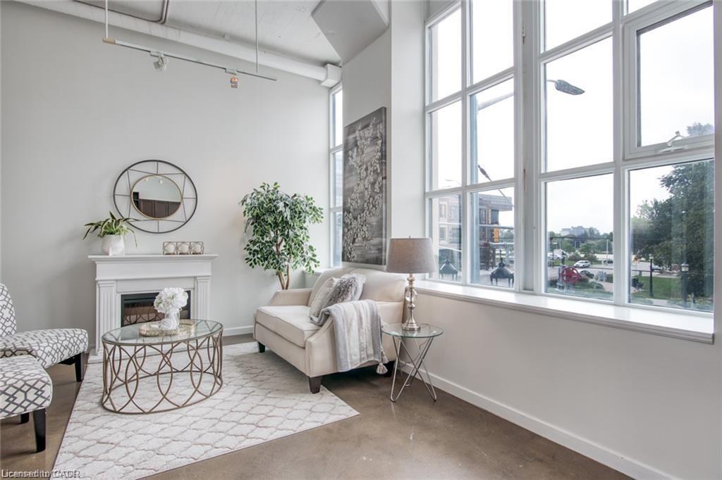 212-404 King Street W, Kitchener, ON - Indoor With Fireplace