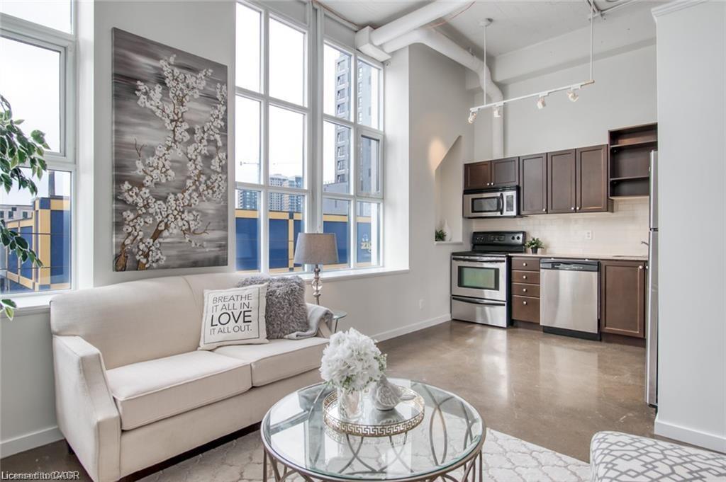 212-404 King Street W, Kitchener, ON - Indoor