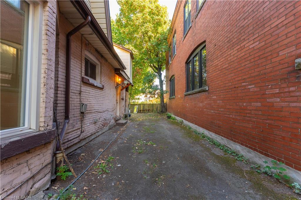 87 Gage Avenue S, Hamilton, ON - Outdoor With Exterior