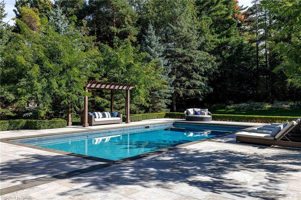 121 Rebecca Court, Maple, ON - Outdoor With In Ground Pool With Backyard