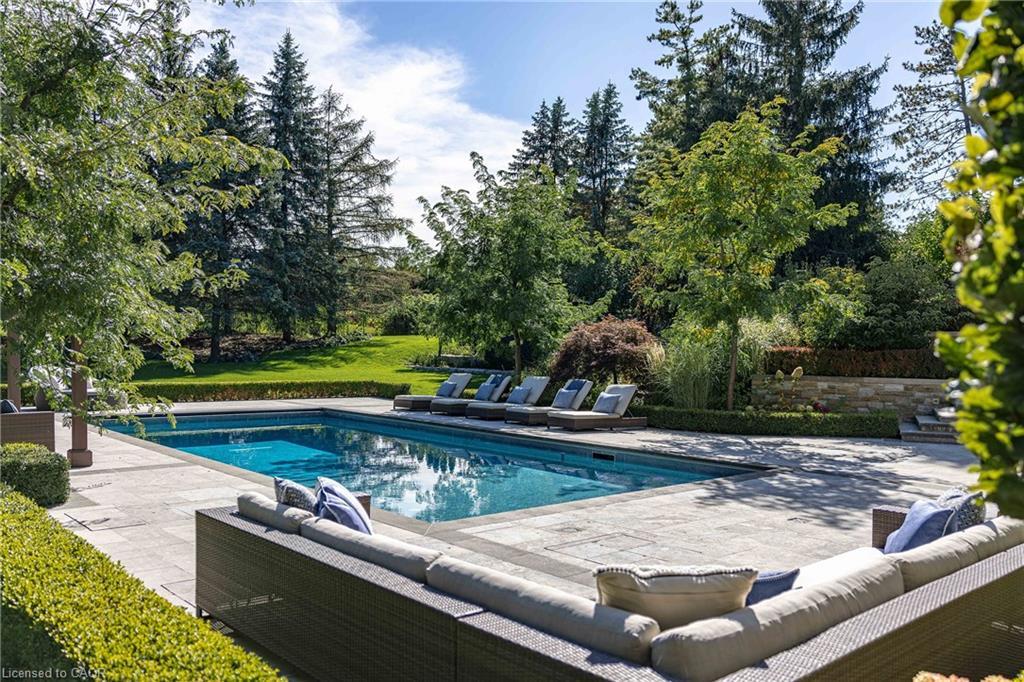 121 Rebecca Court, Maple, ON - Outdoor With In Ground Pool With Backyard