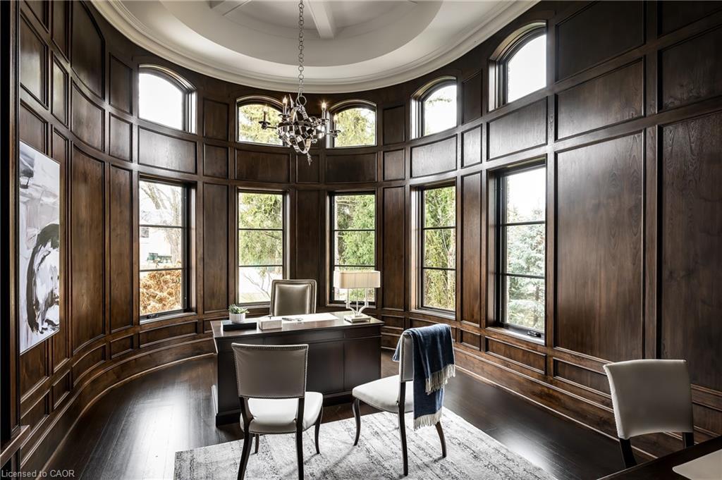 121 Rebecca Court, Maple, ON - Indoor Photo Showing Dining Room