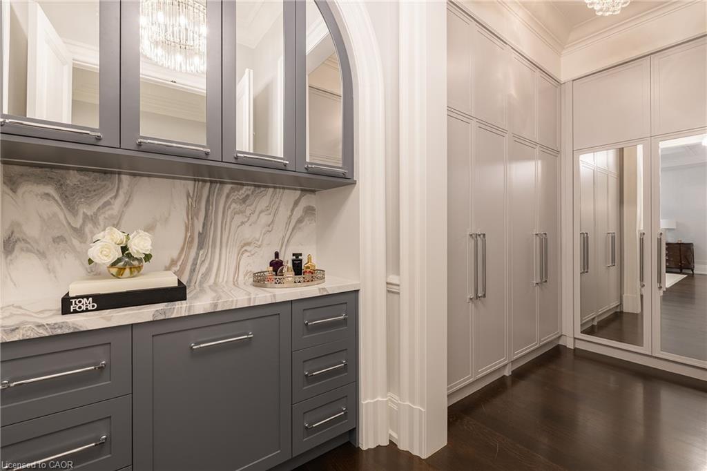 121 Rebecca Court, Maple, ON - Indoor Photo Showing Other Room