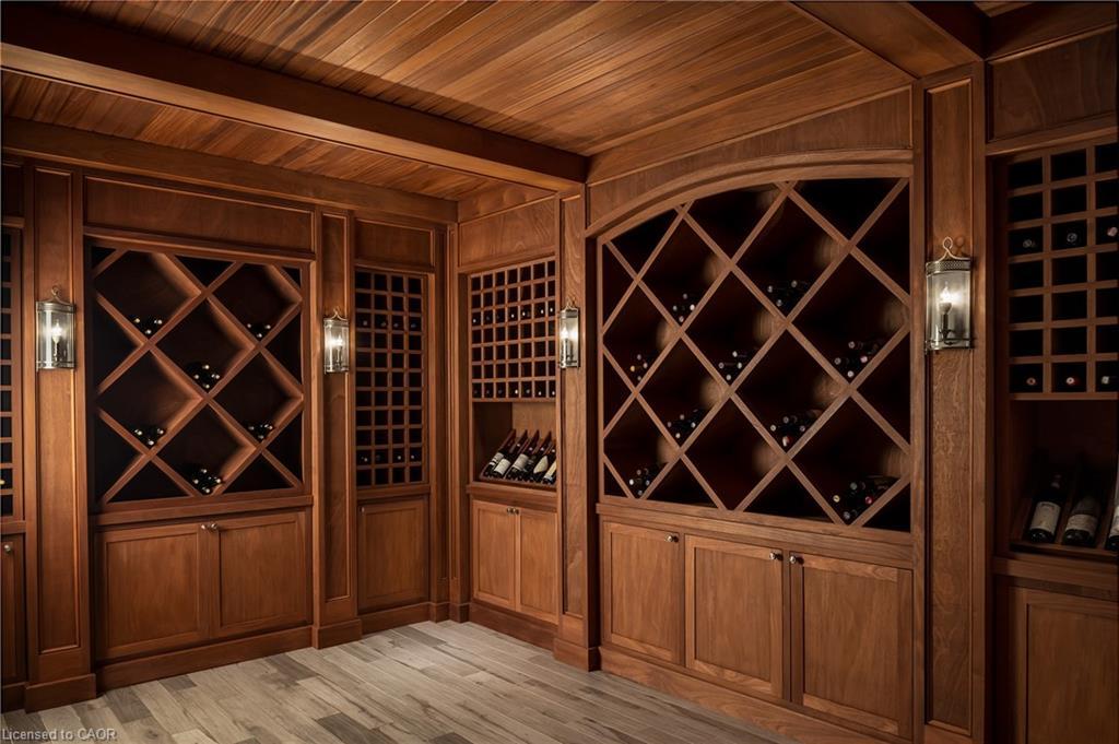 121 Rebecca Court, Maple, ON - Indoor Photo Showing Other Room