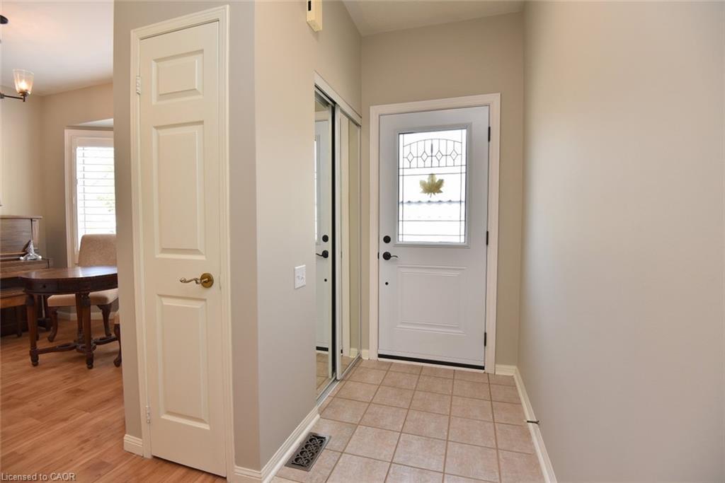 157 Silverbirch Boulevard, Hamilton, ON - Indoor Photo Showing Other Room