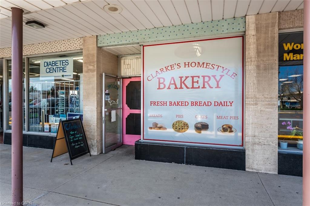 2049 Mount Forest Drive, Burlington, ON