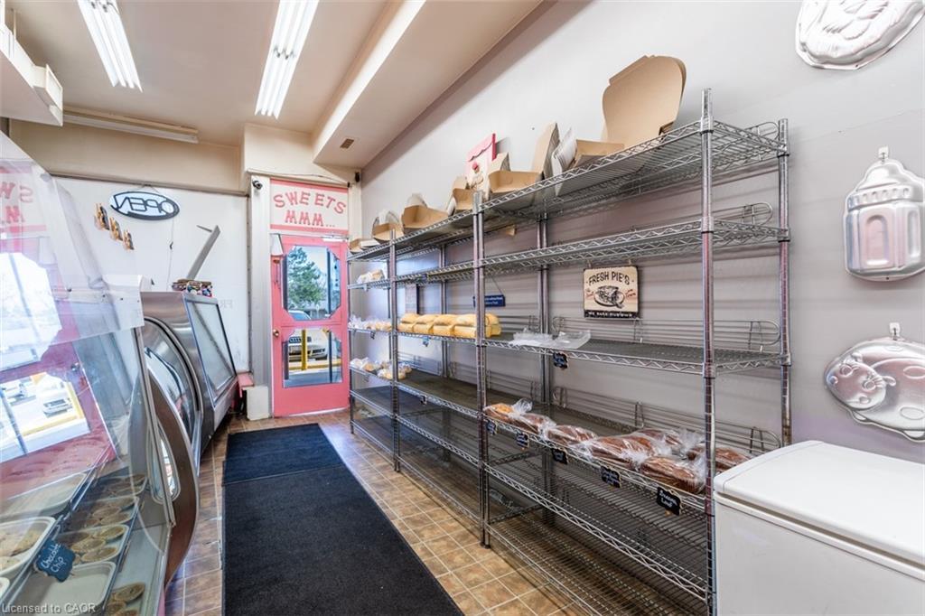 2049 Mount Forest Drive, Burlington, ON