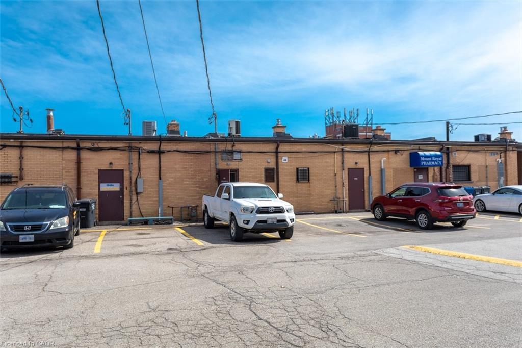 2049 Mount Forest Drive, Burlington, ON