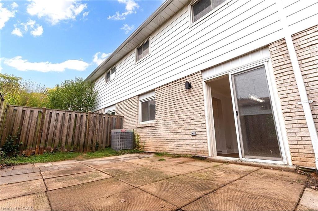 4-5475 Lakeshore Road, Burlington, ON - Outdoor With Exterior