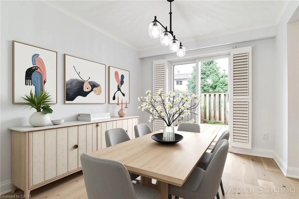 4-5475 Lakeshore Road, Burlington, ON - Indoor Photo Showing Dining Room