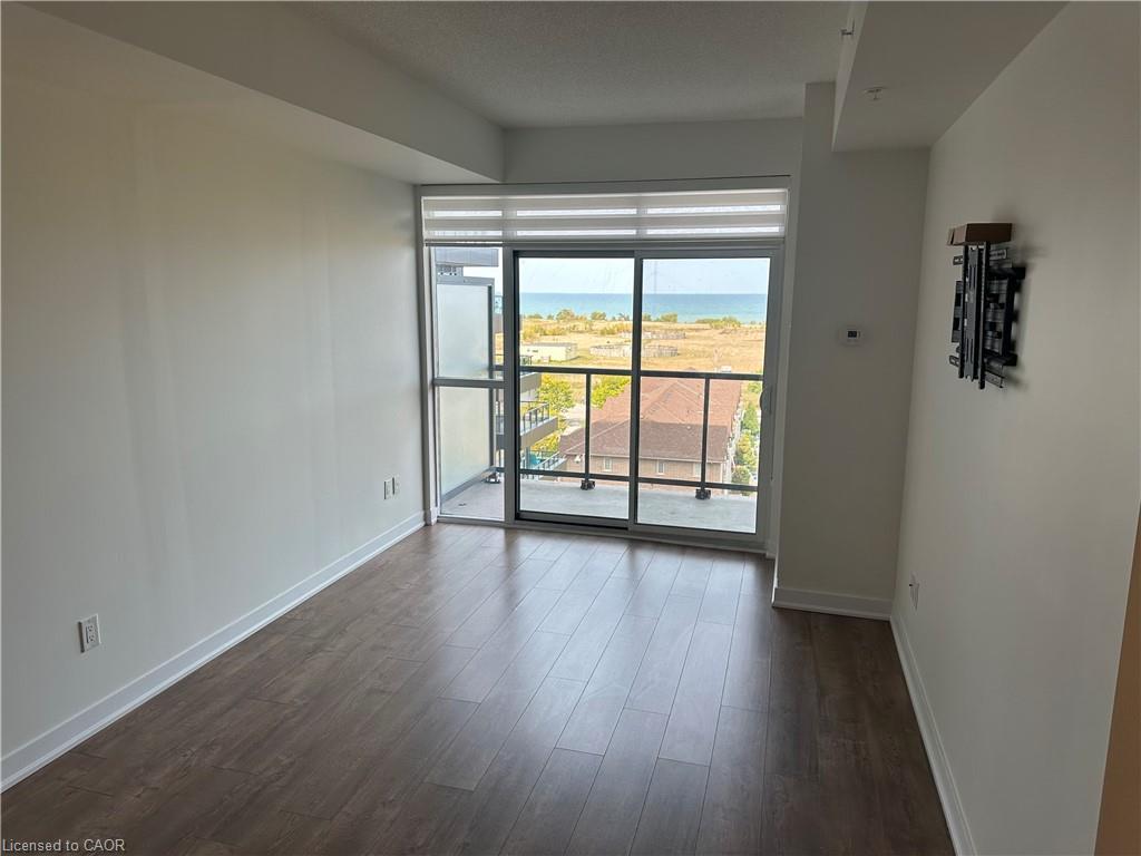 612-550 North Service Road, Grimsby, ON - Indoor Photo Showing Other Room