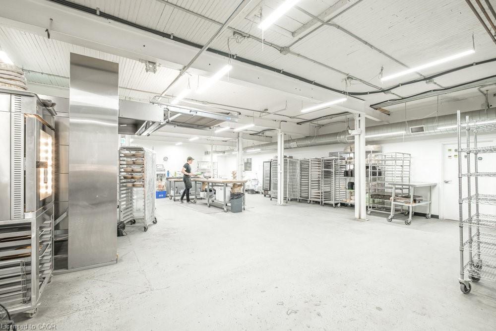 90 Bay Street N, Hamilton, ON