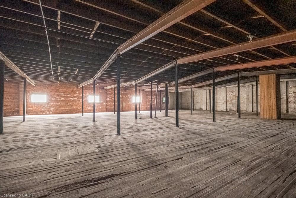 90 Bay Street N, Hamilton, ON