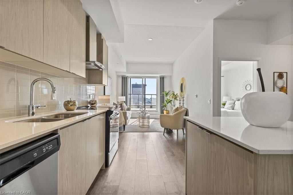 505-55 Duke Street W, Kitchener, ON - Indoor Photo Showing Kitchen With Double Sink