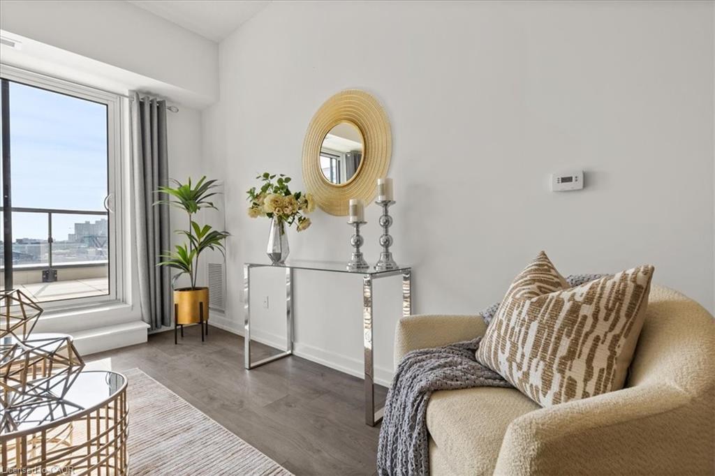 505-55 Duke Street W, Kitchener, ON - Indoor