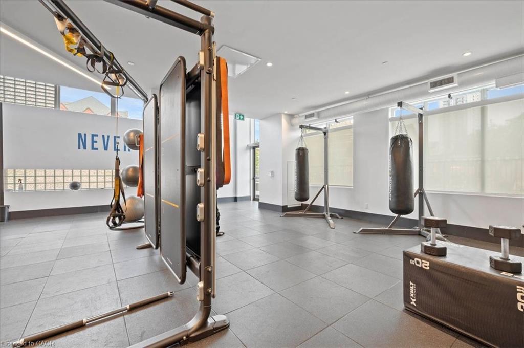 505-55 Duke Street W, Kitchener, ON - Indoor Photo Showing Other Room