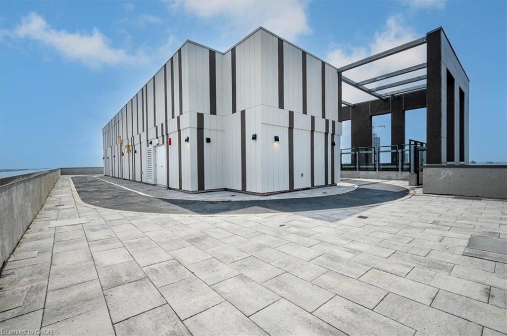 505-55 Duke Street W, Kitchener, ON - Outdoor