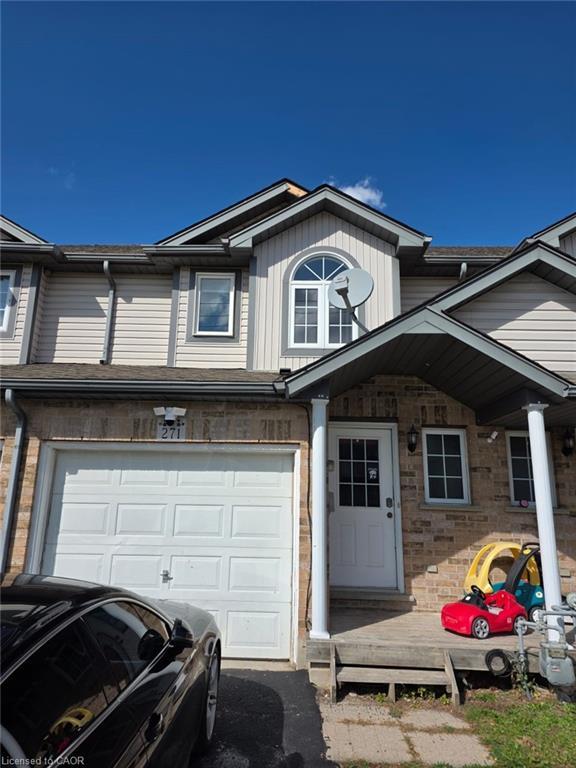 271 Activa Avenue, Kitchener, ON - Outdoor