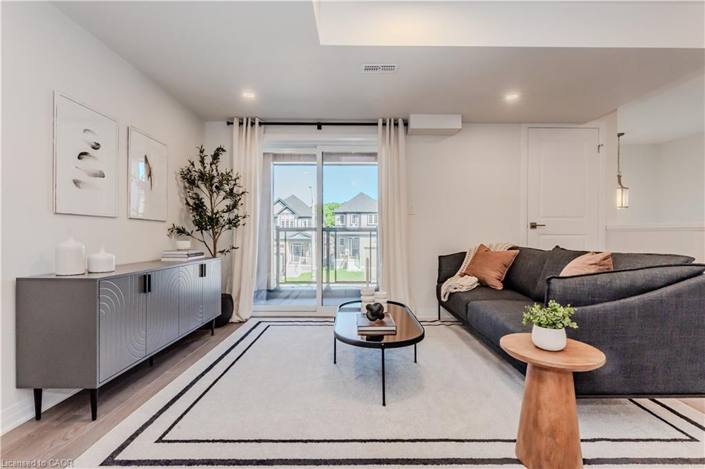 704 Benninger Drive, Kitchener, ON - Indoor Photo Showing Other Room