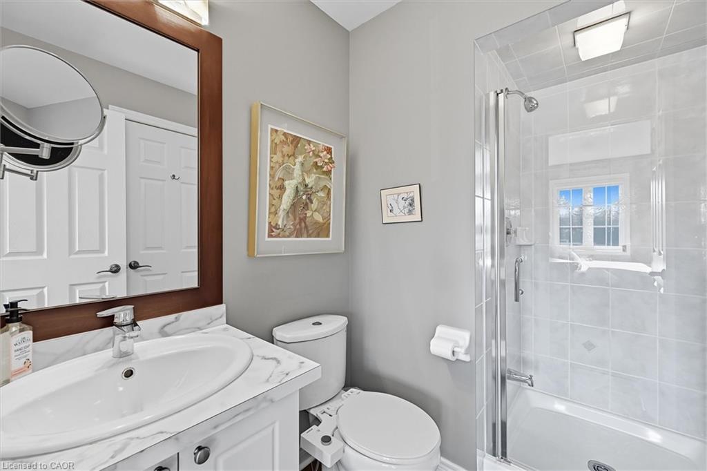 41-3045 New Street, Burlington, ON - Indoor Photo Showing Bathroom