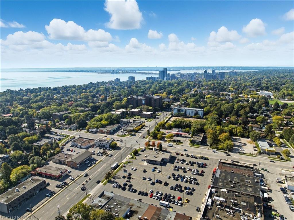 41-3045 New Street, Burlington, ON - Outdoor With View