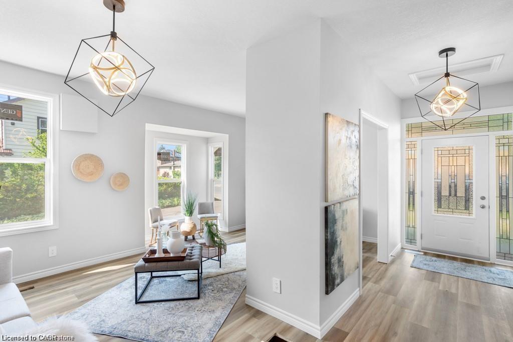 89 Talbot Street S, Simcoe, ON - Indoor