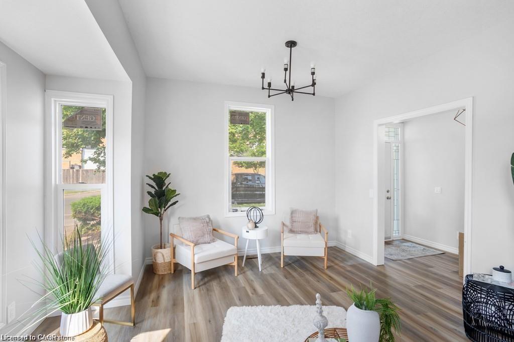 89 Talbot Street S, Simcoe, ON - Indoor