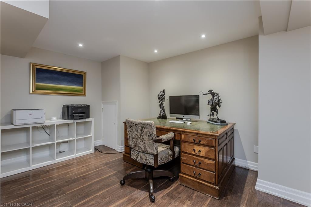 149 North Shore Boulevard E, Burlington, ON - Indoor Photo Showing Office