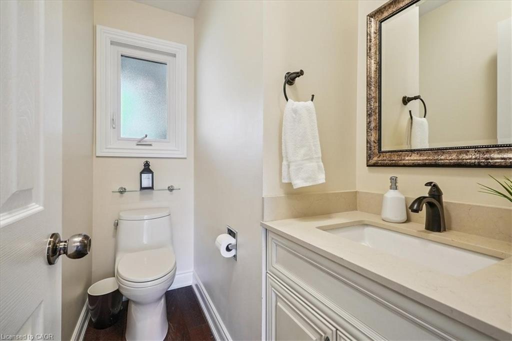 41 Steen Drive, Mississauga, ON - Indoor Photo Showing Bathroom