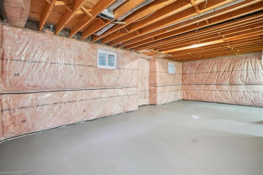 41 Steen Drive, Mississauga, ON - Indoor Photo Showing Basement