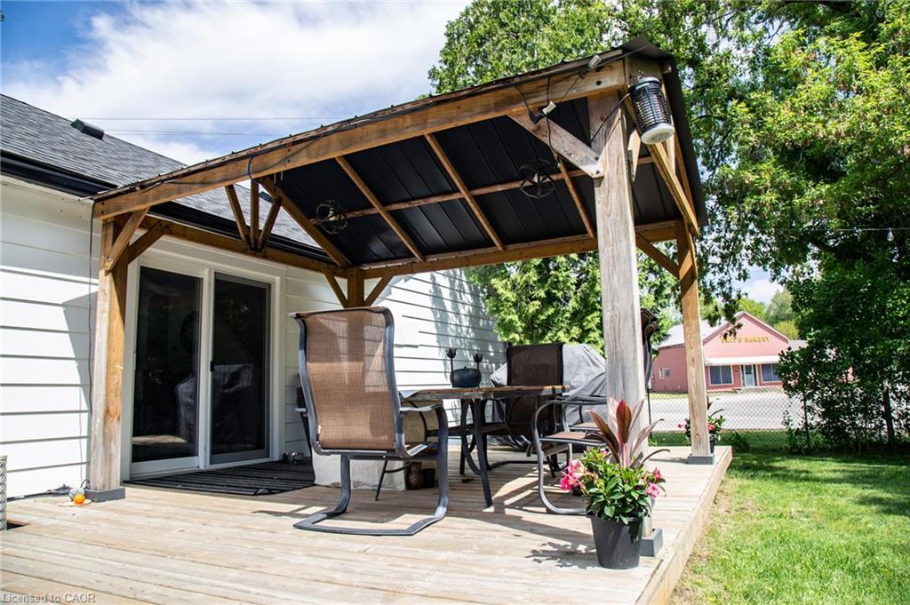 948 Mcdowell Road E, Simcoe, ON - Outdoor With Deck Patio Veranda With Exterior