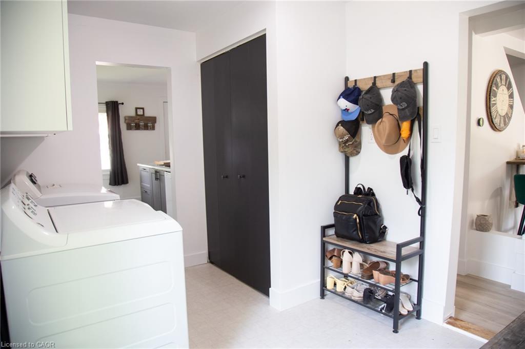 948 Mcdowell Road E, Simcoe, ON - Indoor Photo Showing Laundry Room