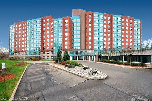 512-55 Blue Springs Drive, Waterloo, ON - Outdoor With Facade