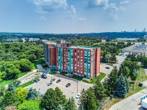 512-55 Blue Springs Drive, Waterloo, ON - Outdoor With View
