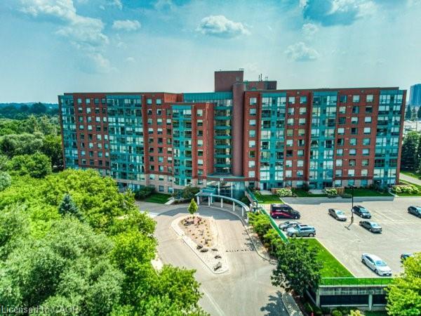 512-55 Blue Springs Drive, Waterloo, ON - Outdoor With Facade