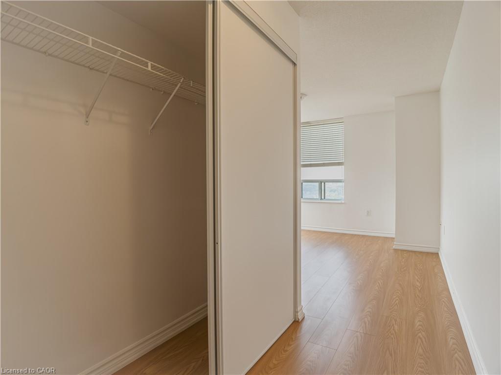 1413-55 Strathaven Road, Mississauga, ON - Indoor