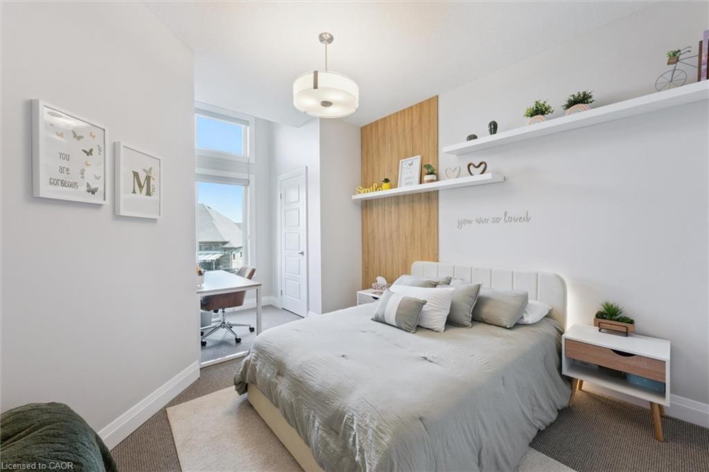 16-271 Grey Silo Road, Waterloo, ON - Indoor Photo Showing Bedroom
