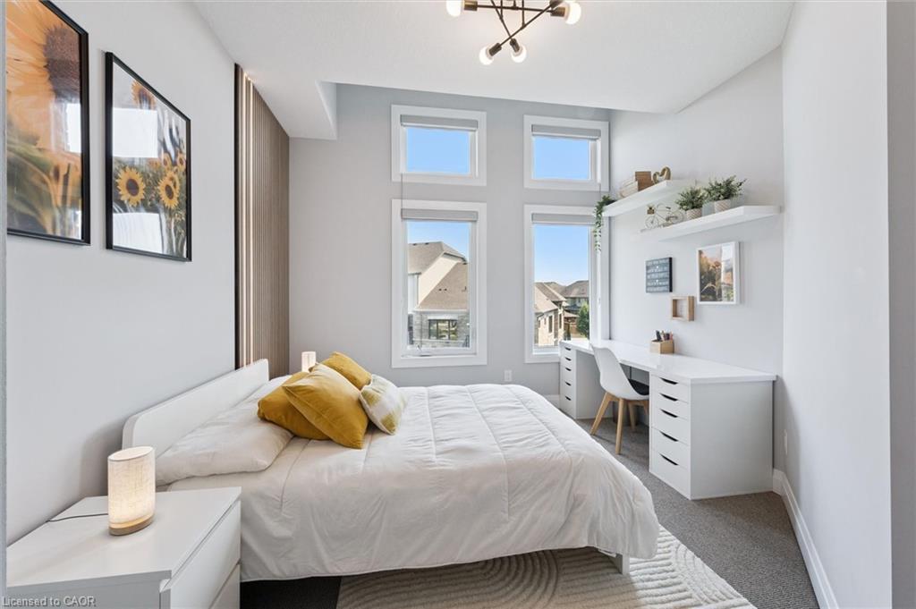 16-271 Grey Silo Road, Waterloo, ON - Indoor Photo Showing Bedroom