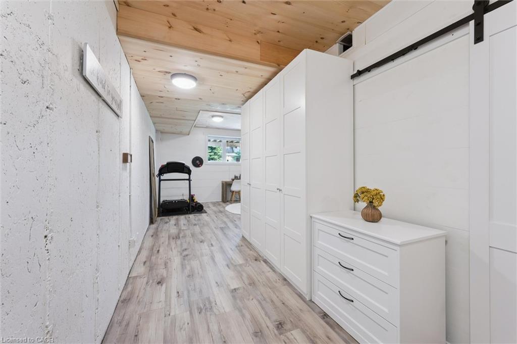 16-271 Grey Silo Road, Waterloo, ON - Indoor Photo Showing Other Room