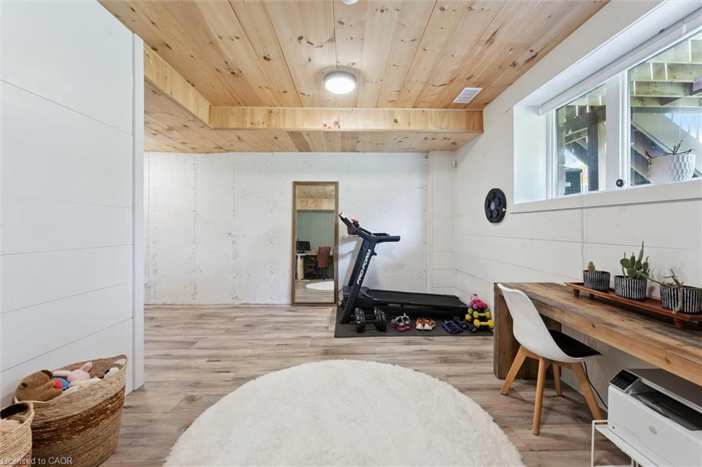 16-271 Grey Silo Road, Waterloo, ON - Indoor