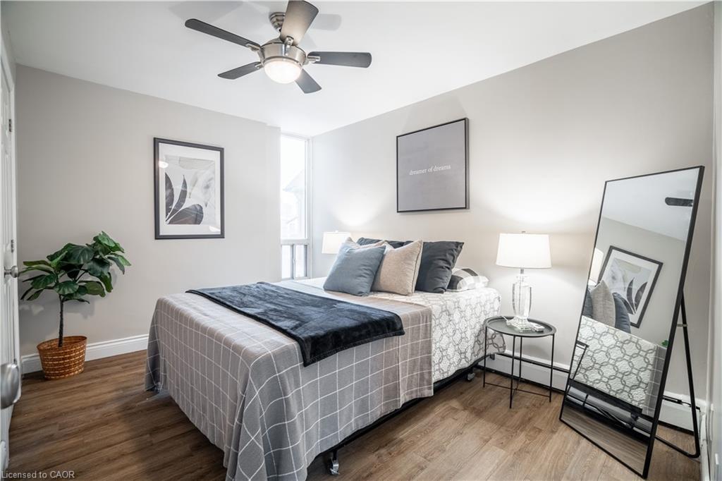 204-141 Catharine Street, Hamilton, ON - Indoor Photo Showing Bedroom