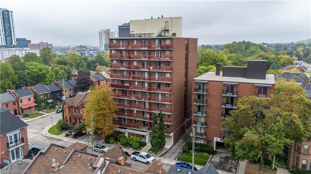 204-141 Catharine Street, Hamilton, ON - Outdoor