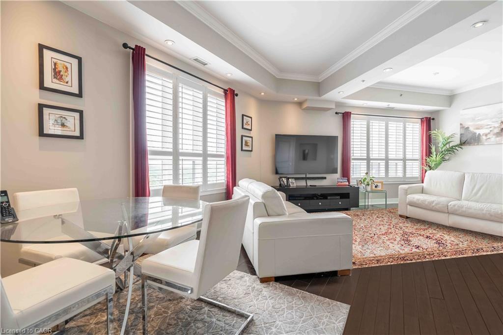 422-5317 Upper Middle Road, Burlington, ON - Indoor