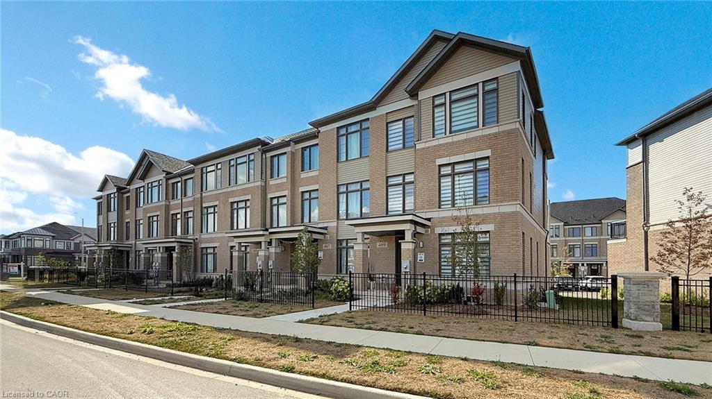 469 Provident Way, Mount Hope, ON - Outdoor With Facade