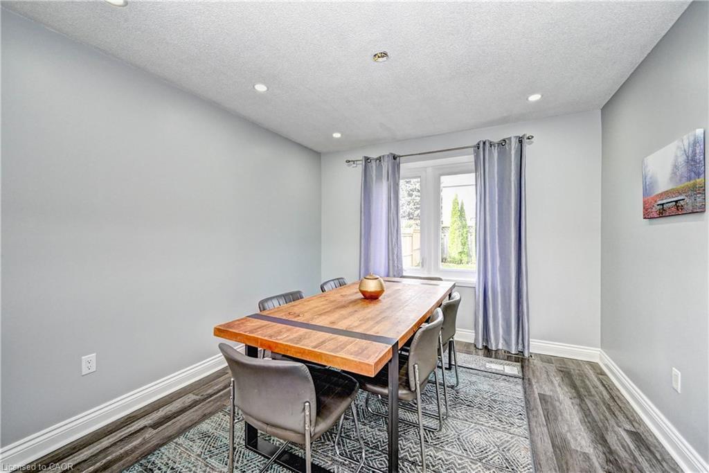 549 Burnett Avenue, Cambridge, ON - Indoor Photo Showing Other Room