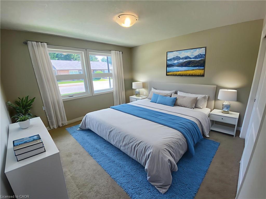 13 Szollosy Circle, Hamilton, ON - Indoor Photo Showing Bedroom
