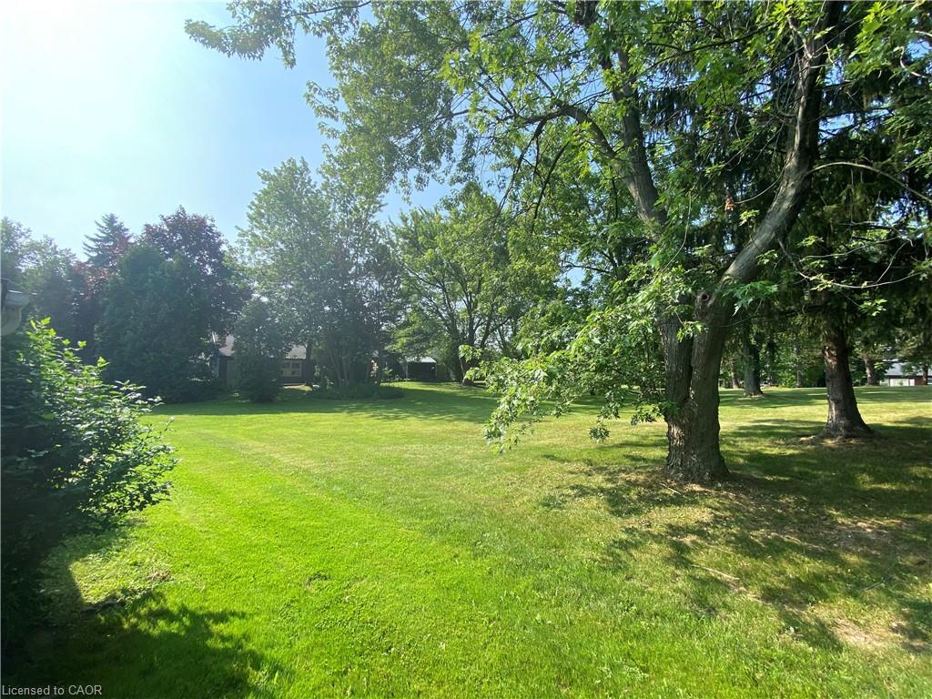 13 Szollosy Circle, Hamilton, ON - Outdoor