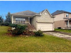 16 Jones Court Ayr, ON N0B 1E0