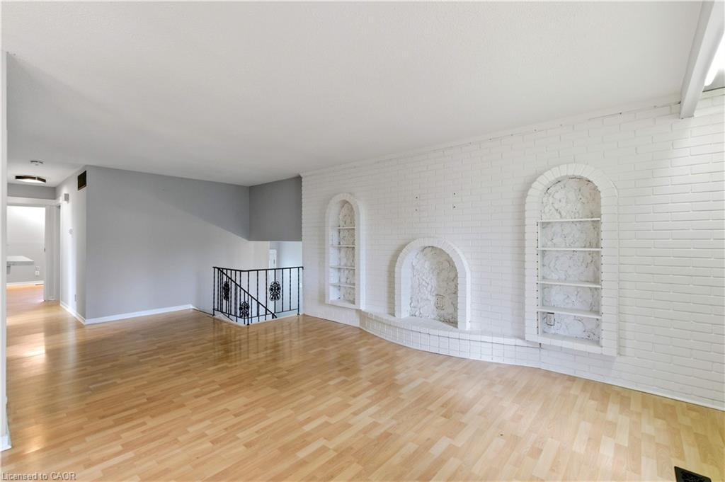 111 Britten Close, Hamilton, ON - Indoor